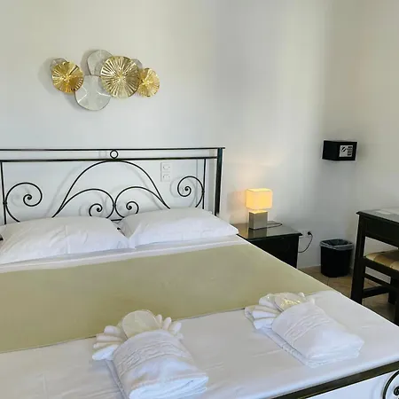 Venikouas Platis Gialos (Sifnos)