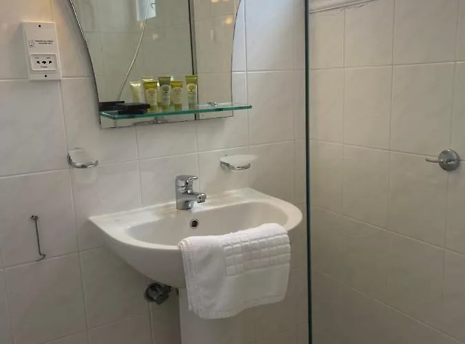 Venikouas 2* Platis Gialos (Sifnos)