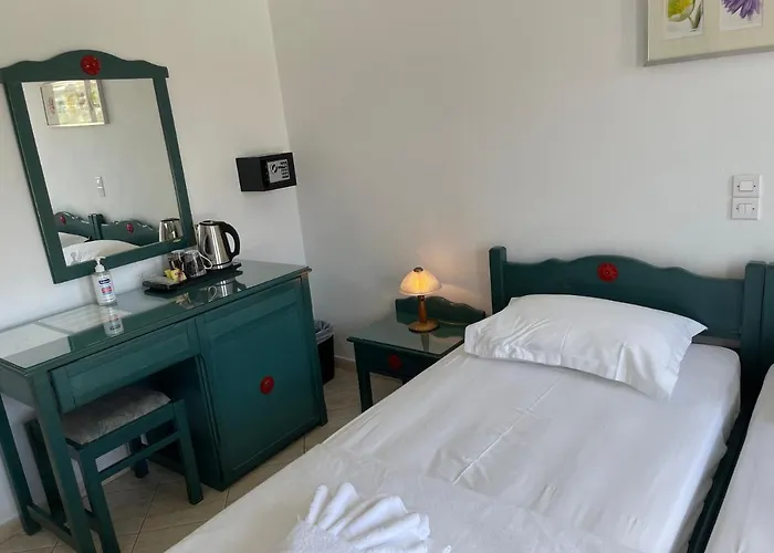 Venikouas 2* Platis Gialos (Sifnos)