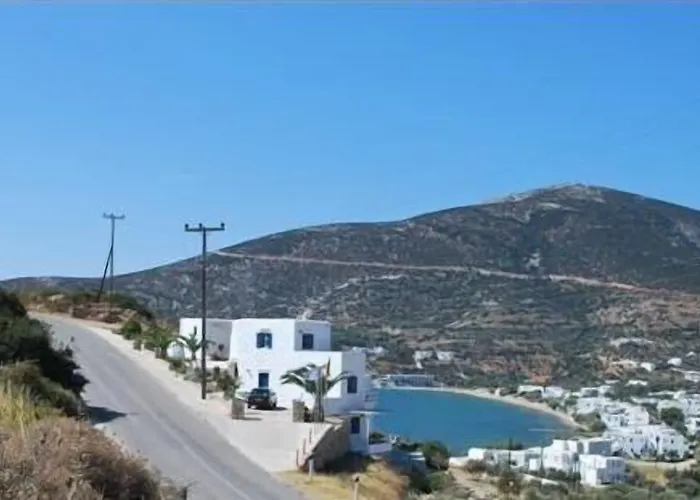 Venikouas 2* Platis Gialos (Sifnos)