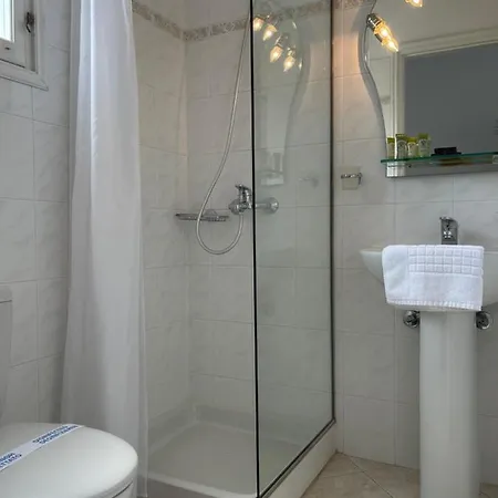 Venikouas Hotel 2*