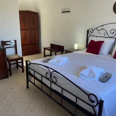 Venikouas Hotel 2*