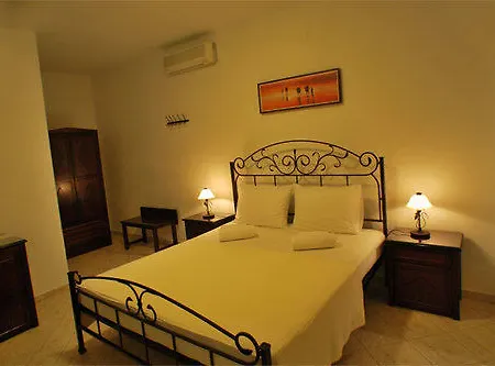 Hotel Venikouas 2*