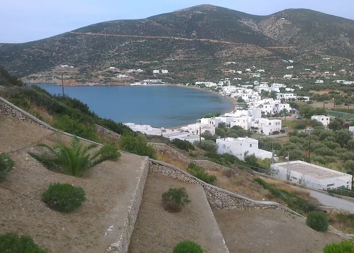 Venikouas 2* Platis Gialos (Sifnos)