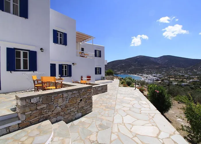 Venikouas 2* Platis Gialos (Sifnos)